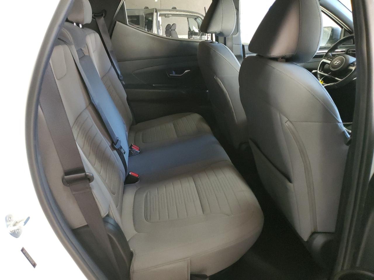 2022 Hyundai Santa Cruz - Image 10