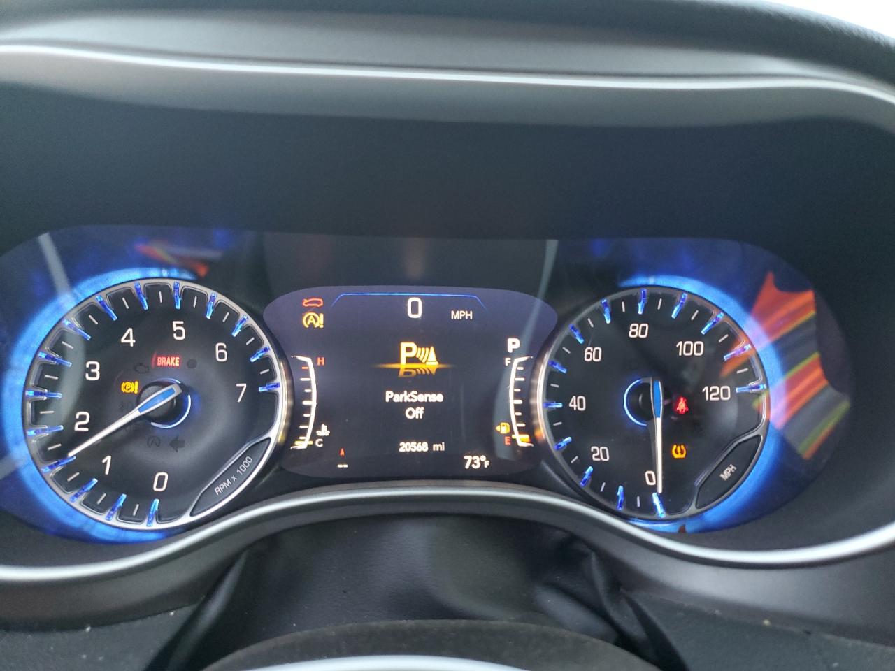 2022 Chrysler Pacifica - Image 9