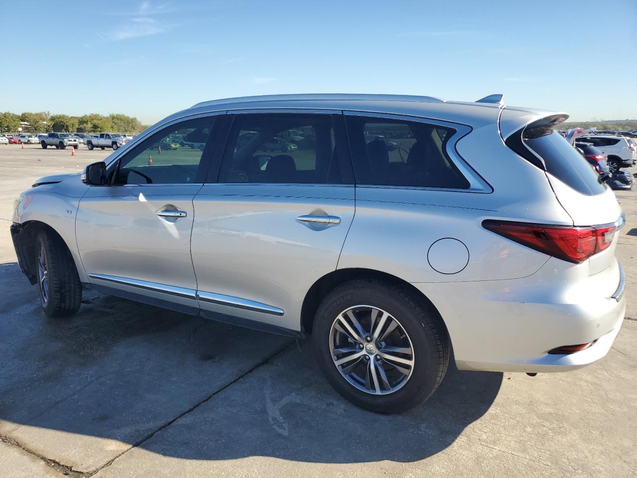 VIN 5N1DL0MM5KC502733 2019 INFINITI QX60 no.2