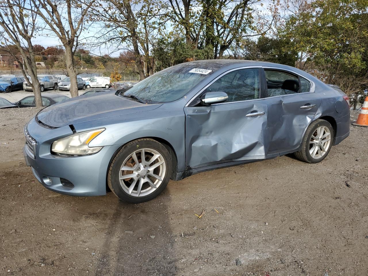 2010 Nissan Maxima - Image 1