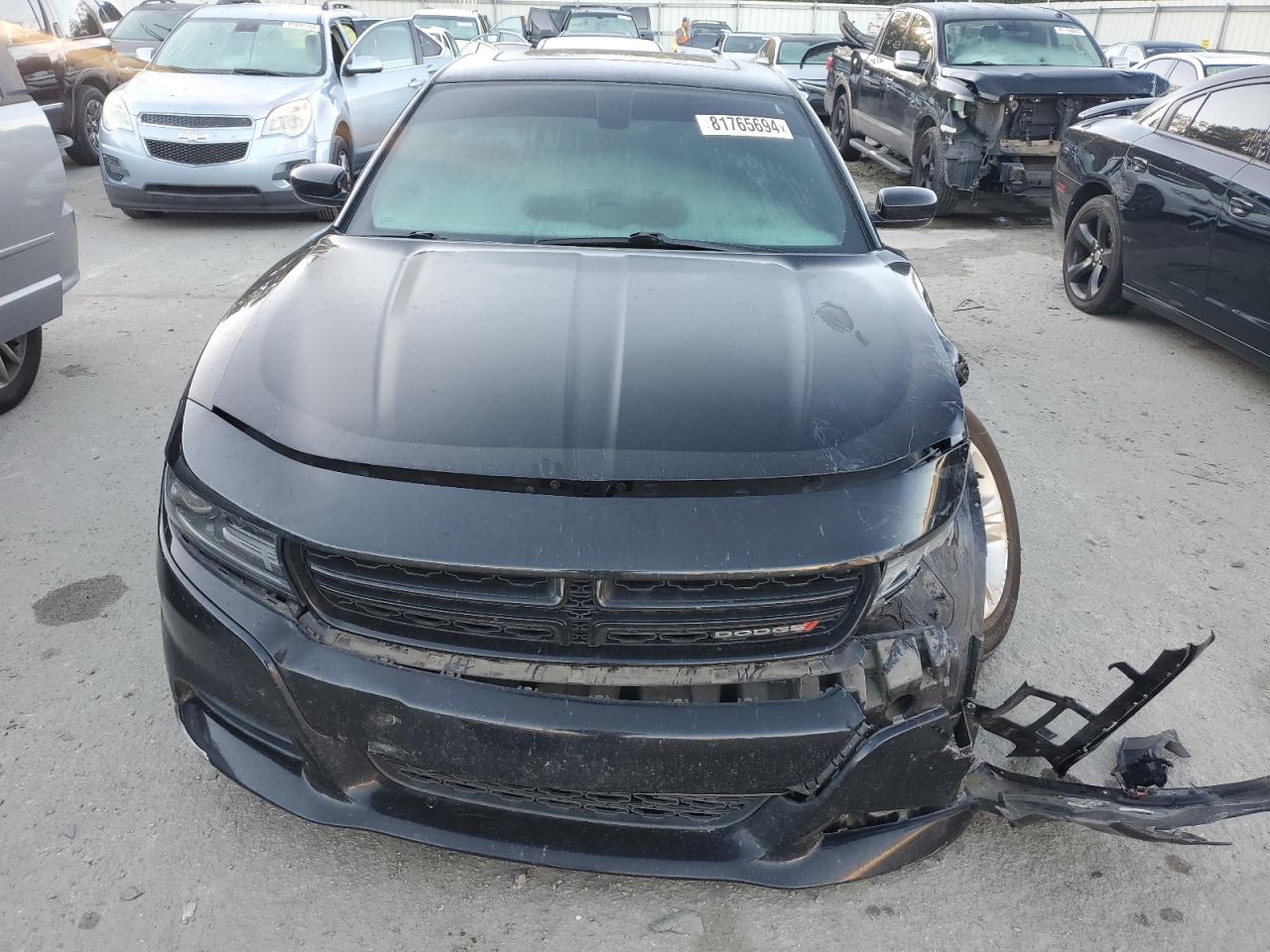 VIN 2C3CDXBG4KH660999 2019 DODGE CHARGER no.5