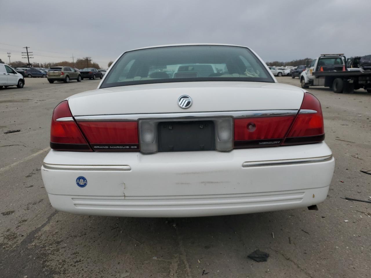 2000 Mercury Grand Marquis Gs VIN: 2MEFM74W0YX741959 Lot: 79909014