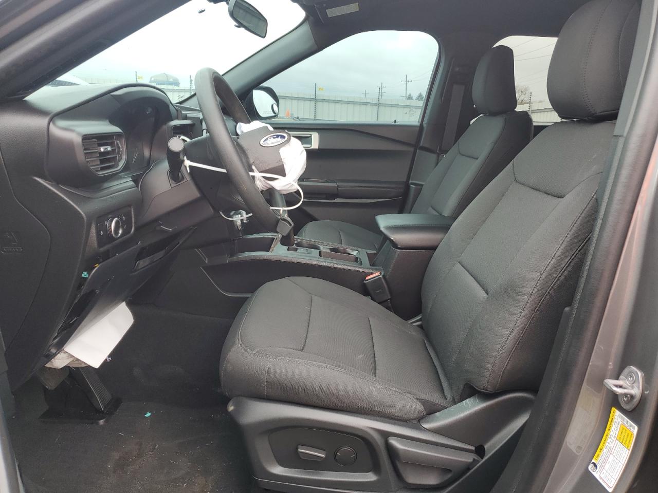 2023 Ford Explorer - Image 7