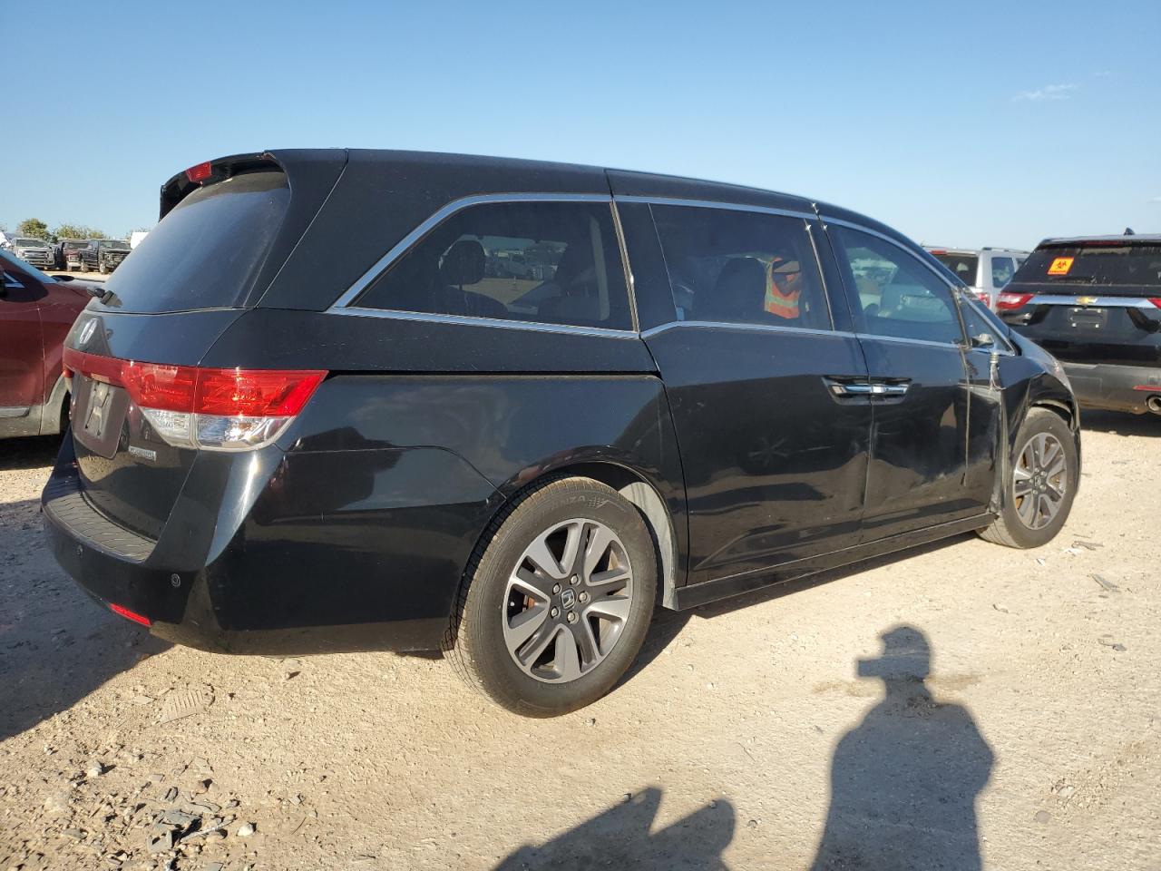 2014 Honda Odyssey - Image 3