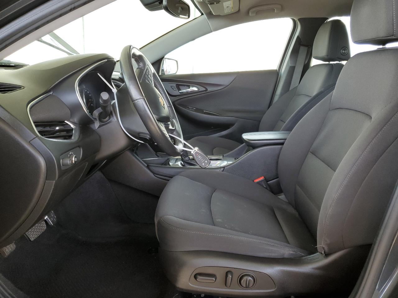 2016 Chevrolet Malibu - Image 7