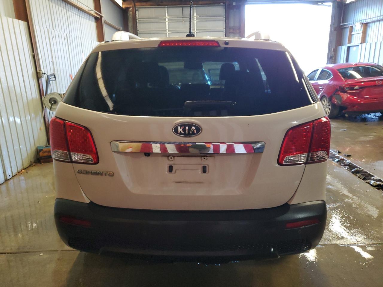 2011 Kia Sorento Base VIN: 5XYKTCA18BG075292 Lot: 81583524