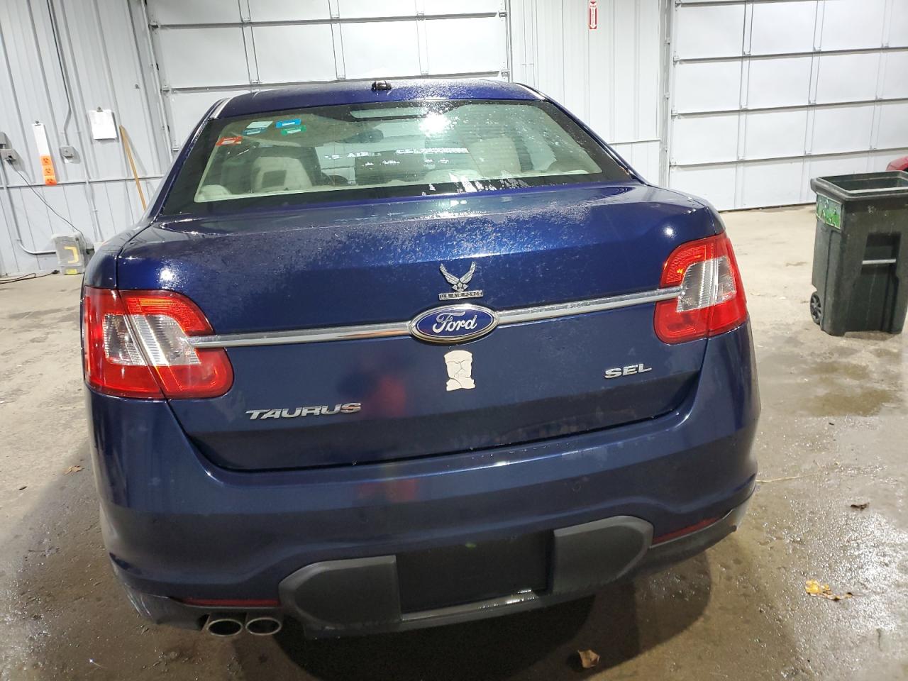 2011 Ford Taurus - Image 6