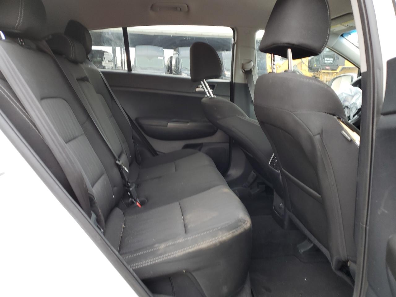 2021 Kia Sportage - Image 10