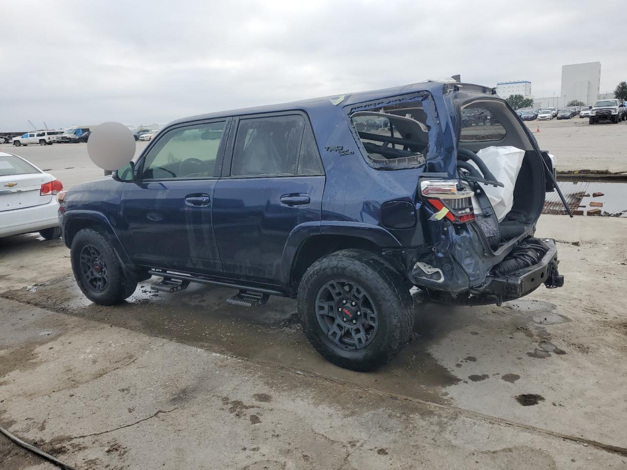 VIN JTEBU5JR2K5698183 2019 TOYOTA 4RUNNER no.2