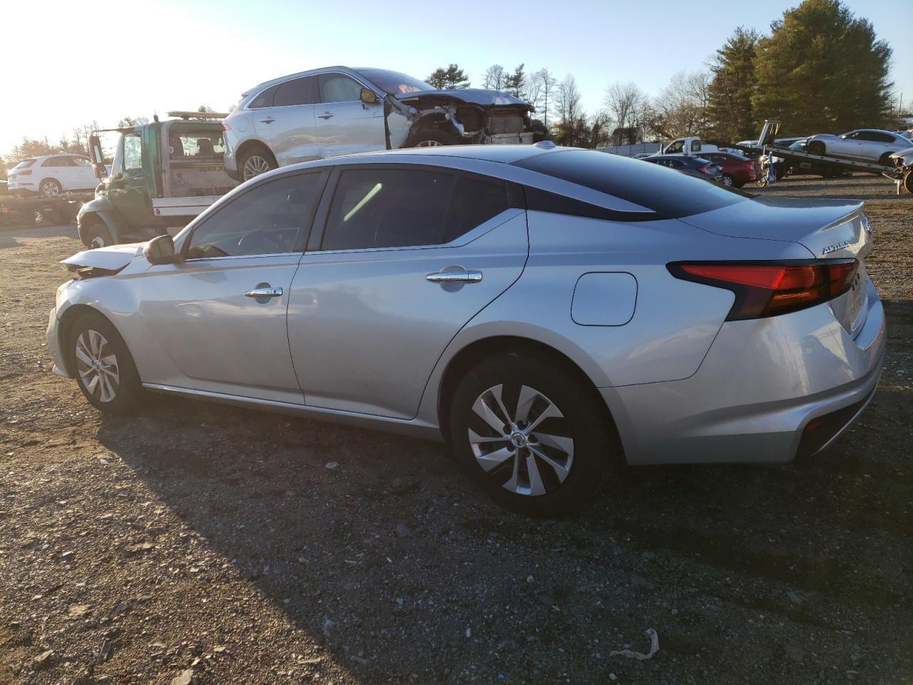 2019 Nissan Altima - Image 2