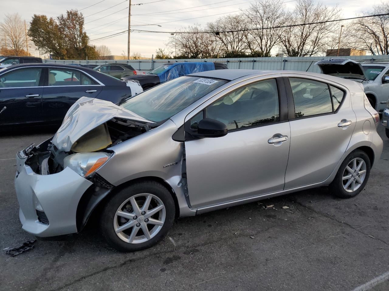 2013 Toyota Prius C VIN: JTDKDTB30D1043503 Lot: 80391004