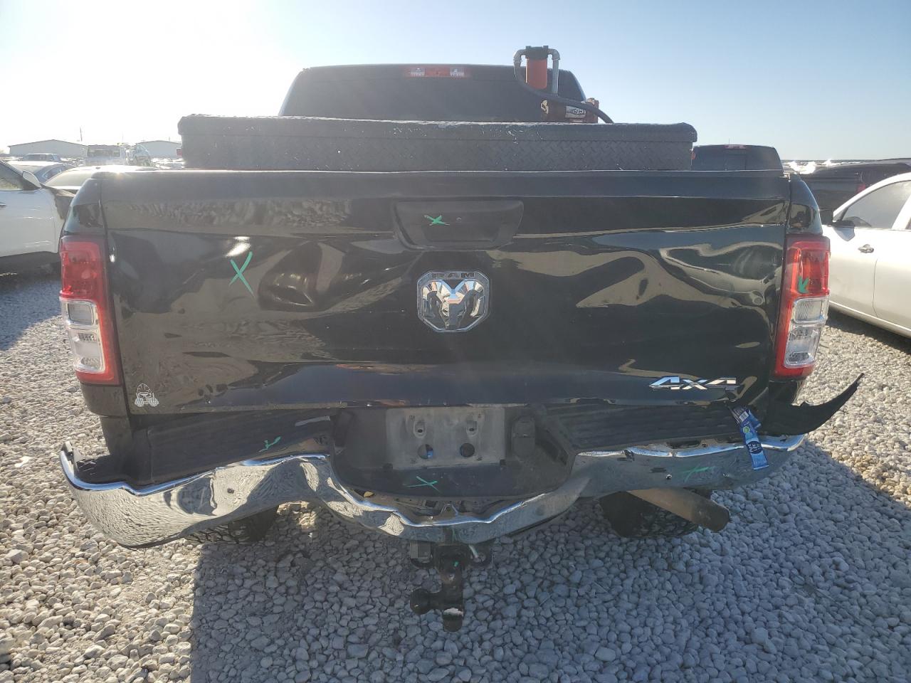 2020 RAM 2500 - Image 6