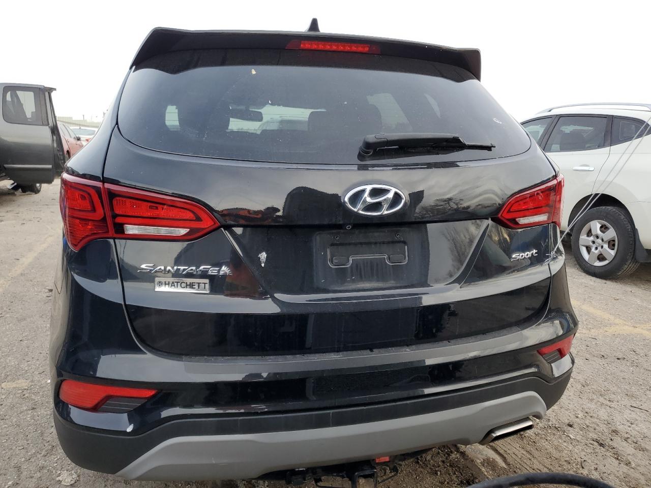 2018 Hyundai Santa Fe - Image 6