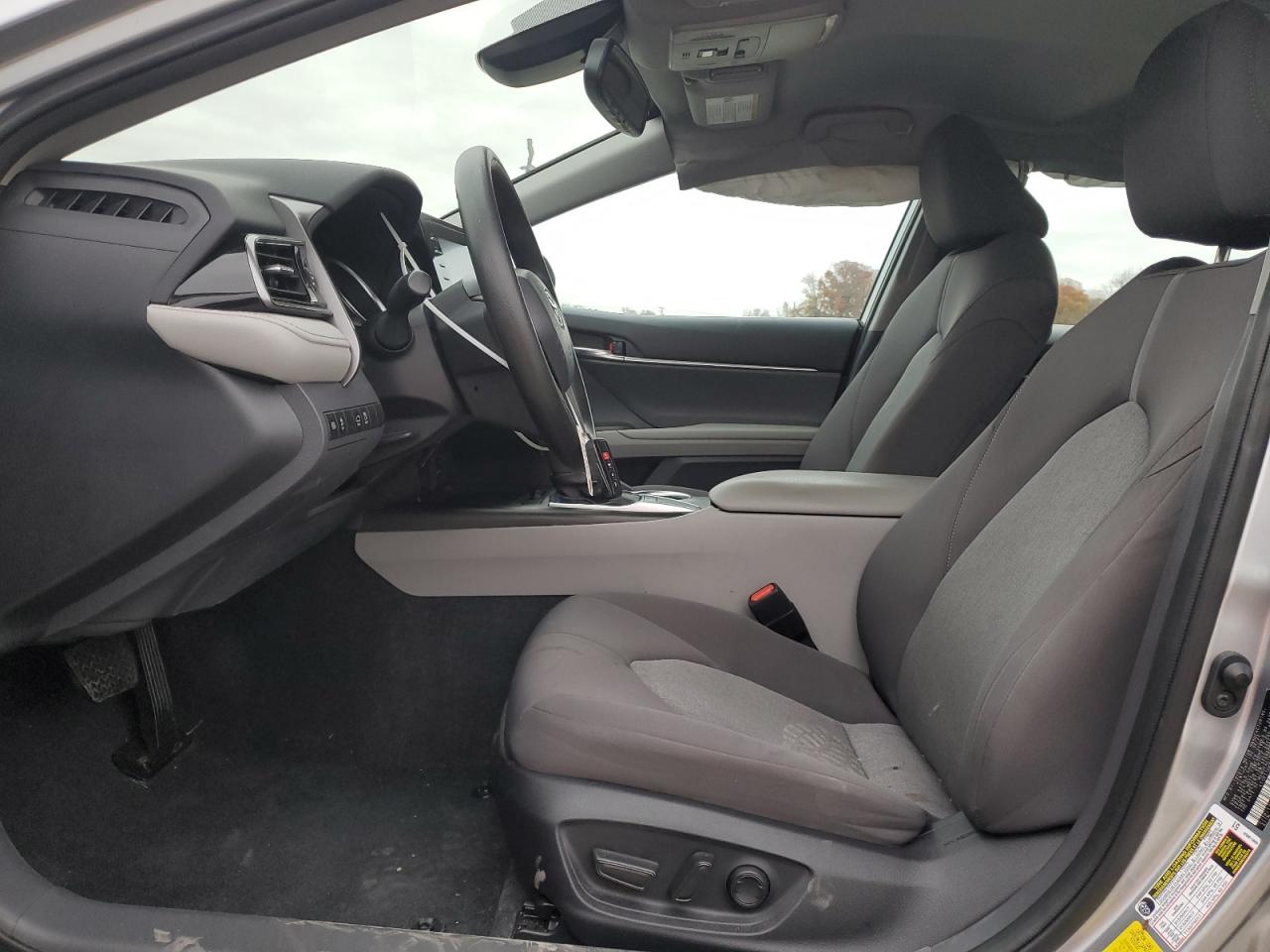 2022 Toyota Camry - Image 7