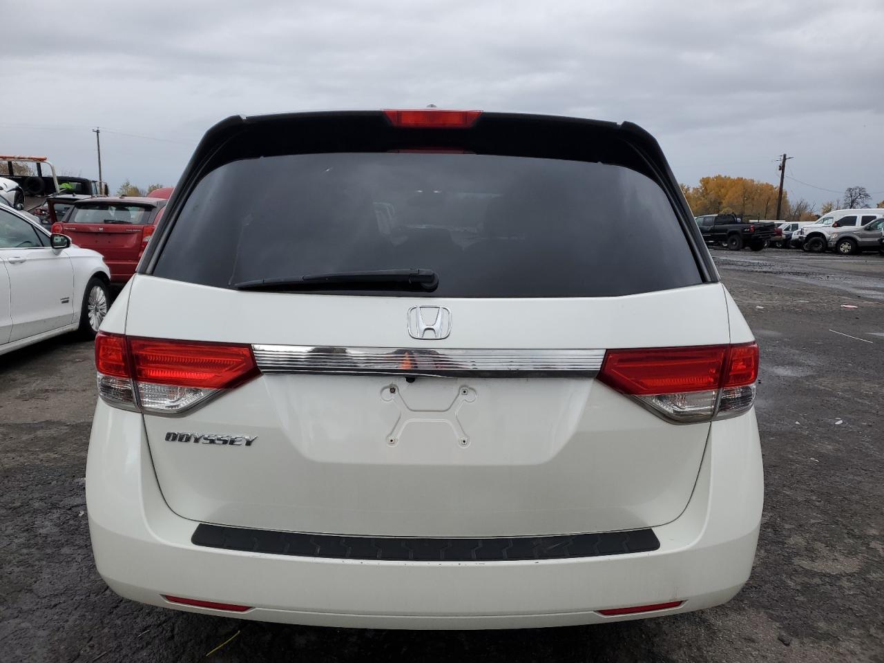 2015 Honda Odyssey - Image 6
