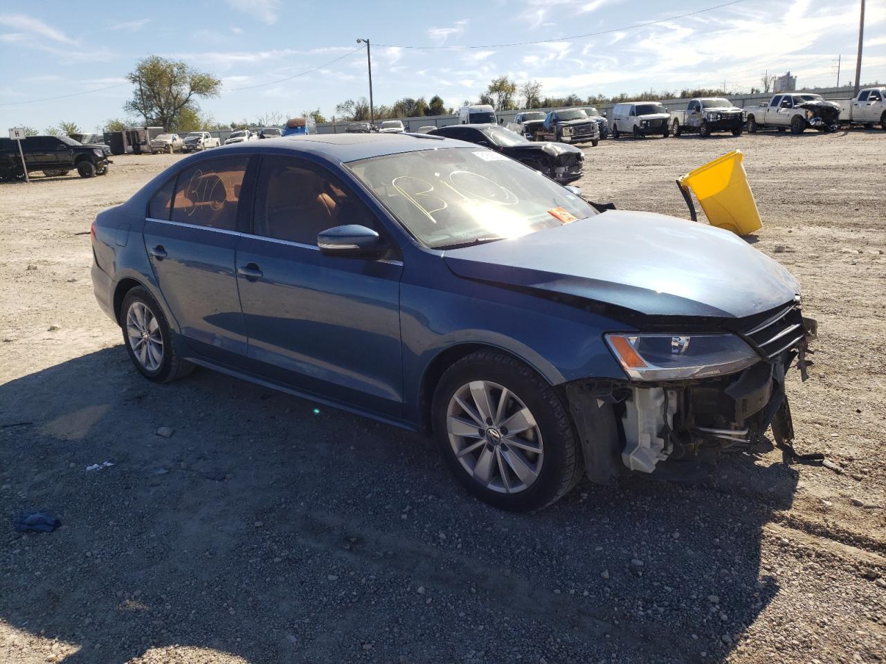 2015 Volkswagen Jetta - Image 4