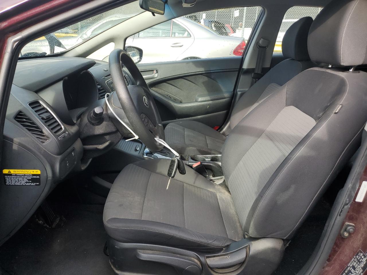 2017 Kia Forte - Image 7