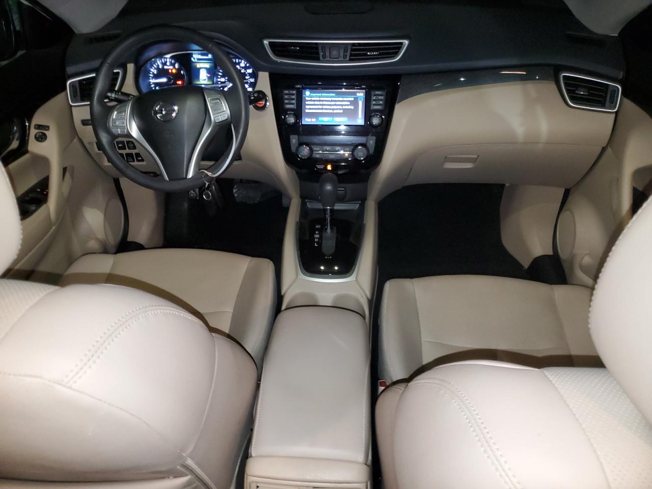 2016 Nissan Rogue - Image 8
