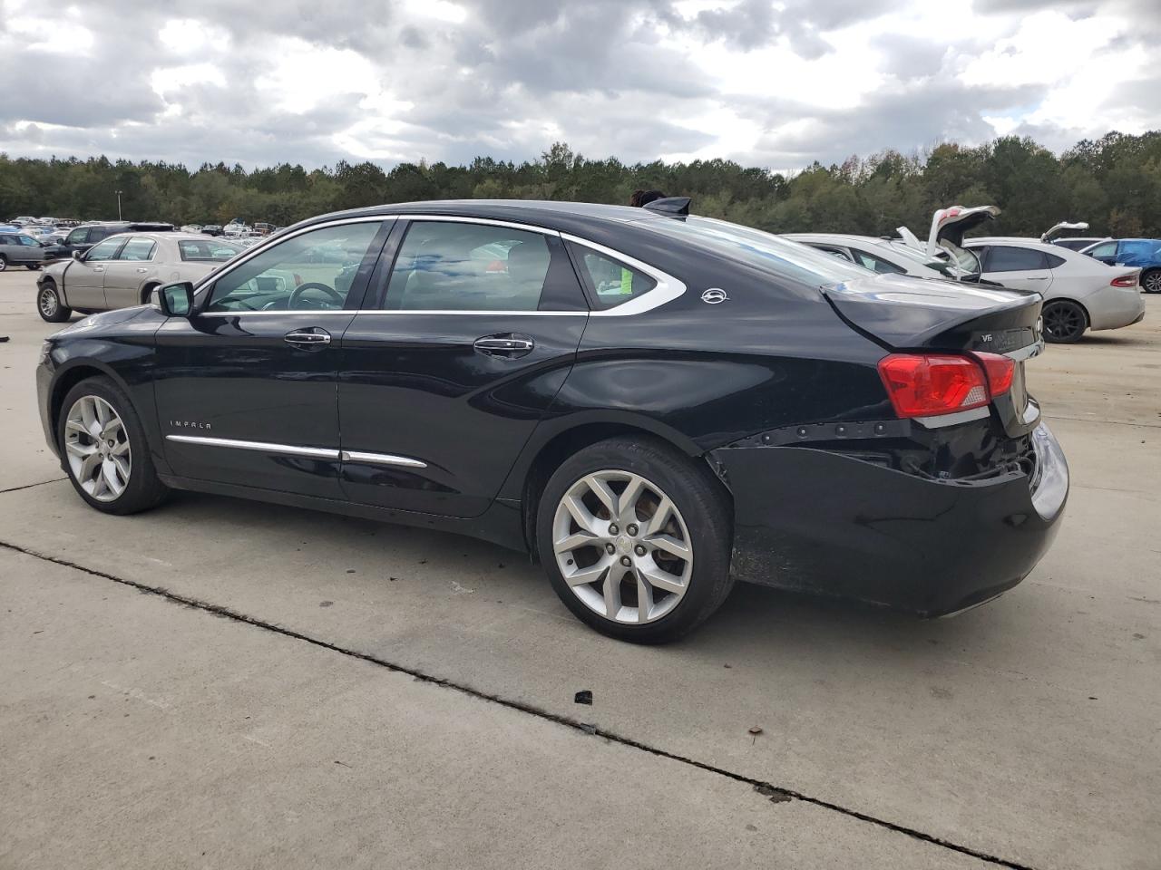 2017 Chevrolet Impala - Image 2