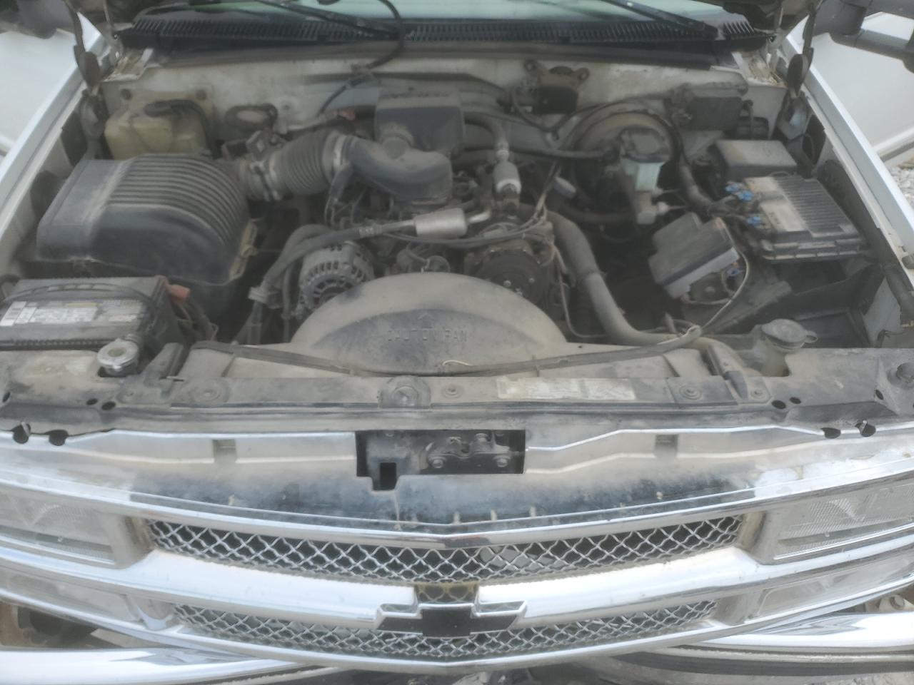 1997 Chevrolet GMT-400 - Image 13