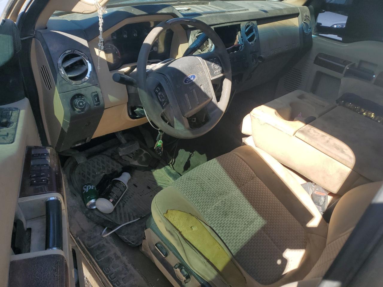 2011 Ford F250 - Image 8