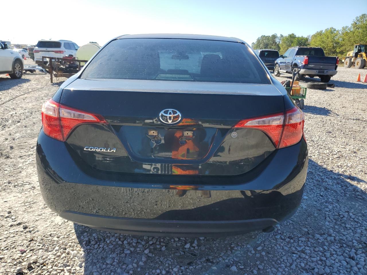 2017 Toyota Corolla L VIN: 5YFBURHE7HP573173 Lot: 81057114