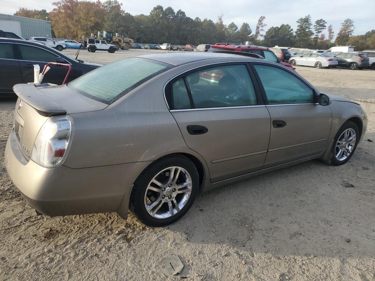 2005 Nissan Altima - Image 3