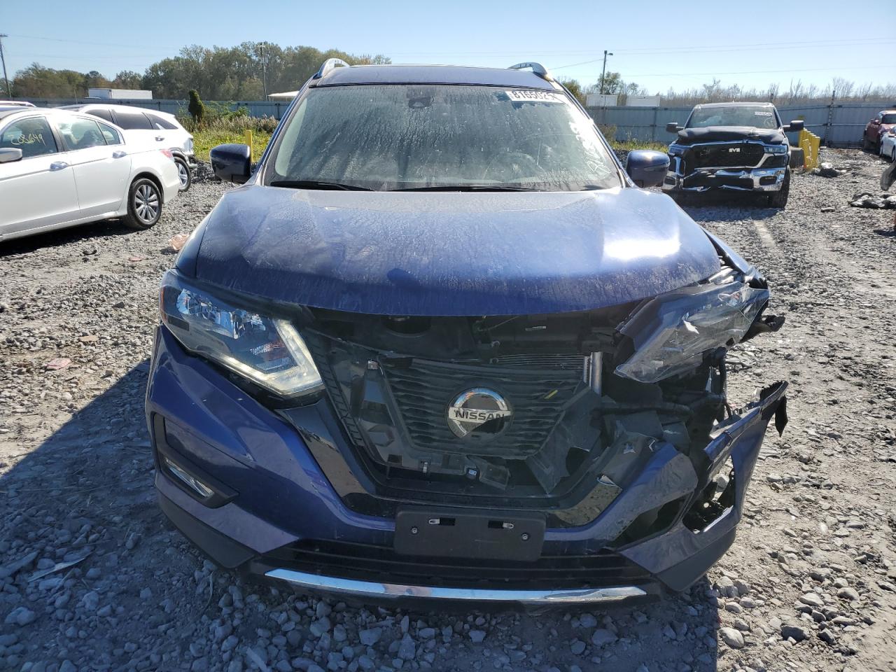 2020 Nissan Rogue - Image 5