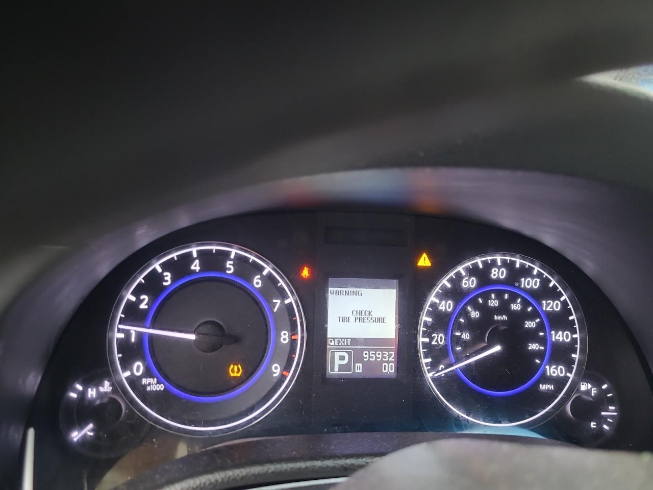 2013 Infiniti G - Image 9
