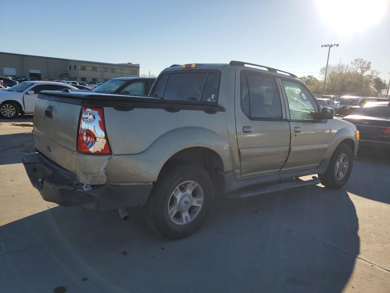 2004 Ford Explorer Sport Trac VIN: 1FMZU67K24UB16185 Lot: 80991864