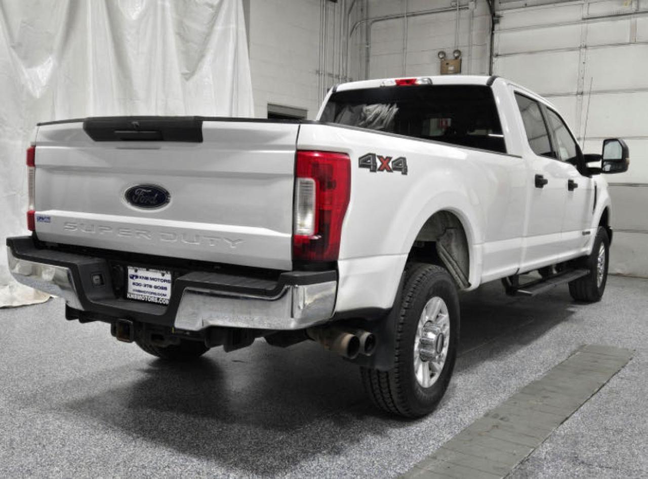 2019 Ford F350 - Image 4