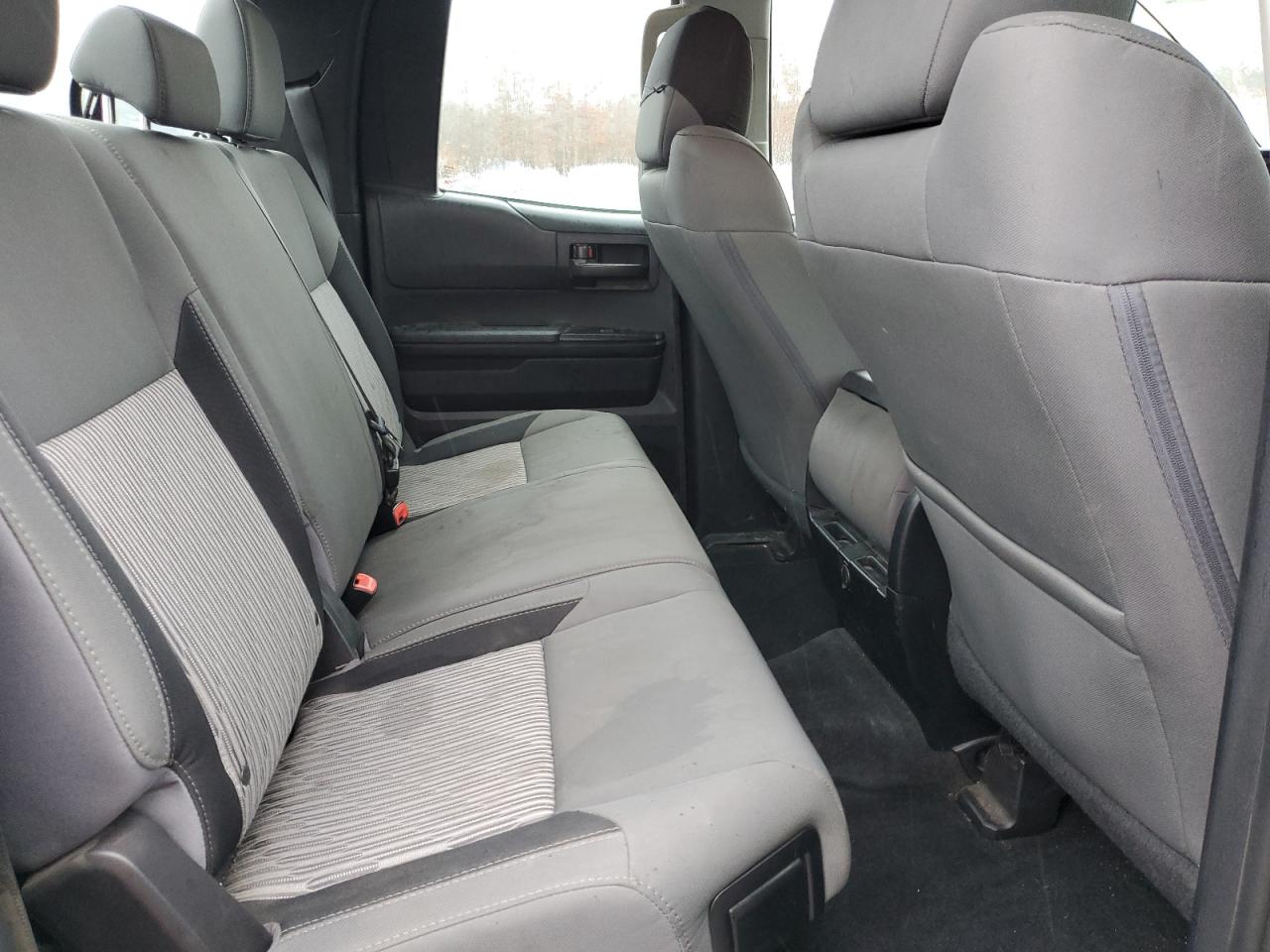 2017 Toyota Tundra - Image 11
