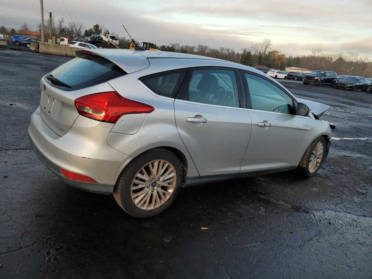 VIN 1FADP3N27GL401097 2016 FORD FOCUS no.3