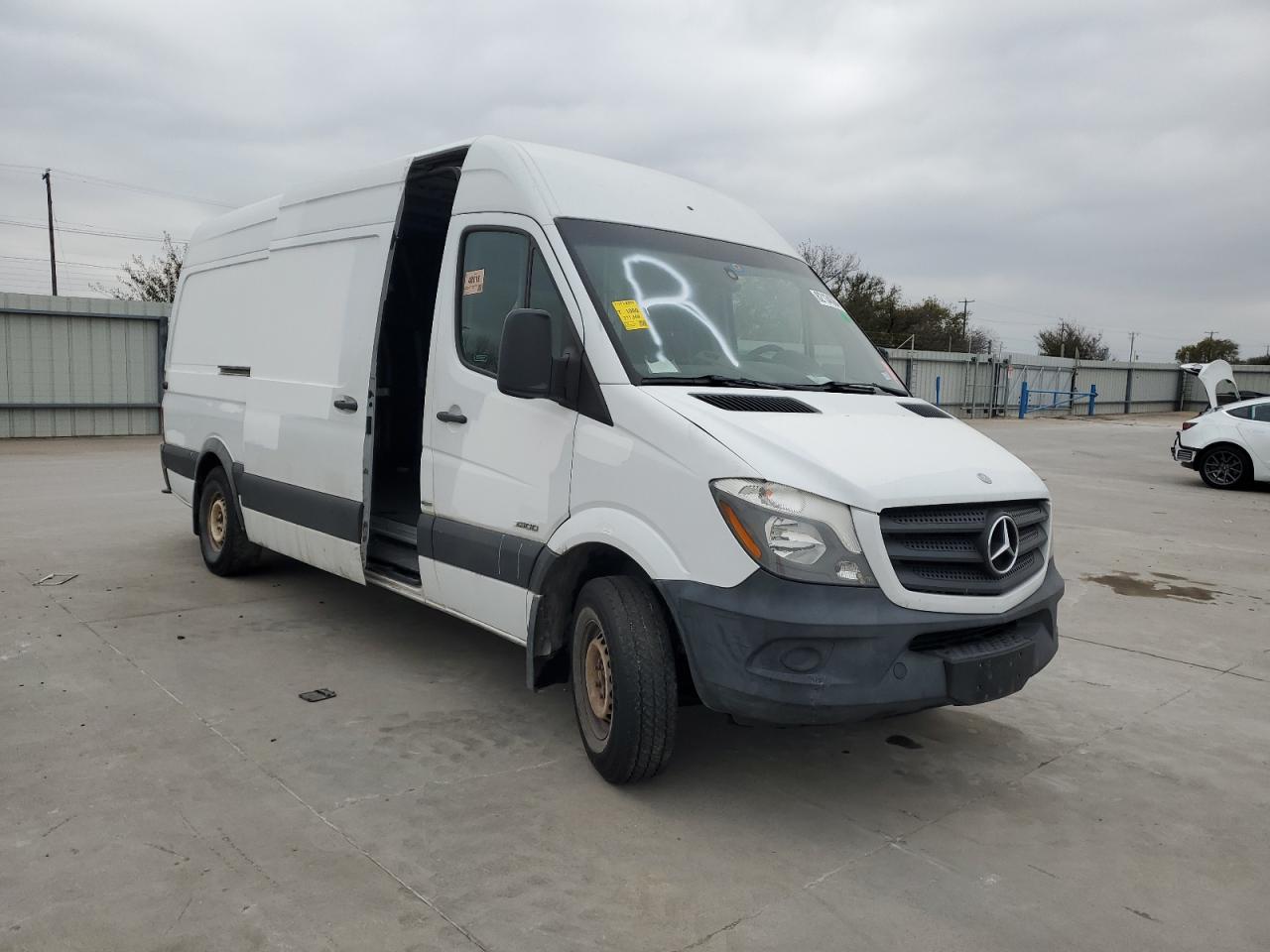 VIN WD3PE8DB5FP122308 2015 MERCEDES-BENZ SPRINTER no.4