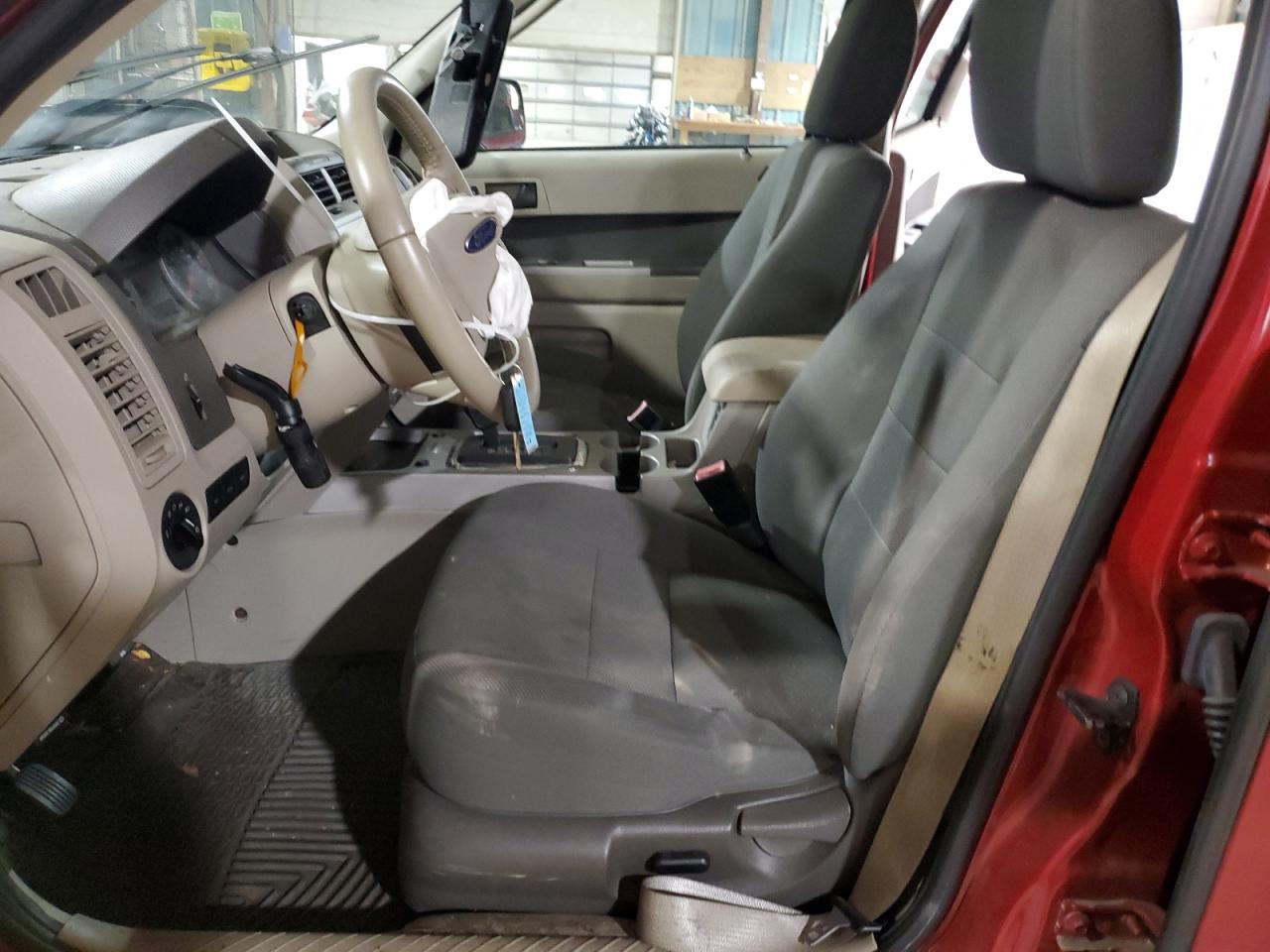2010 Ford Escape - Image 7