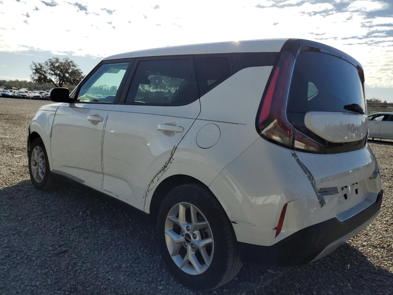 2023 Kia Soul - Image 2