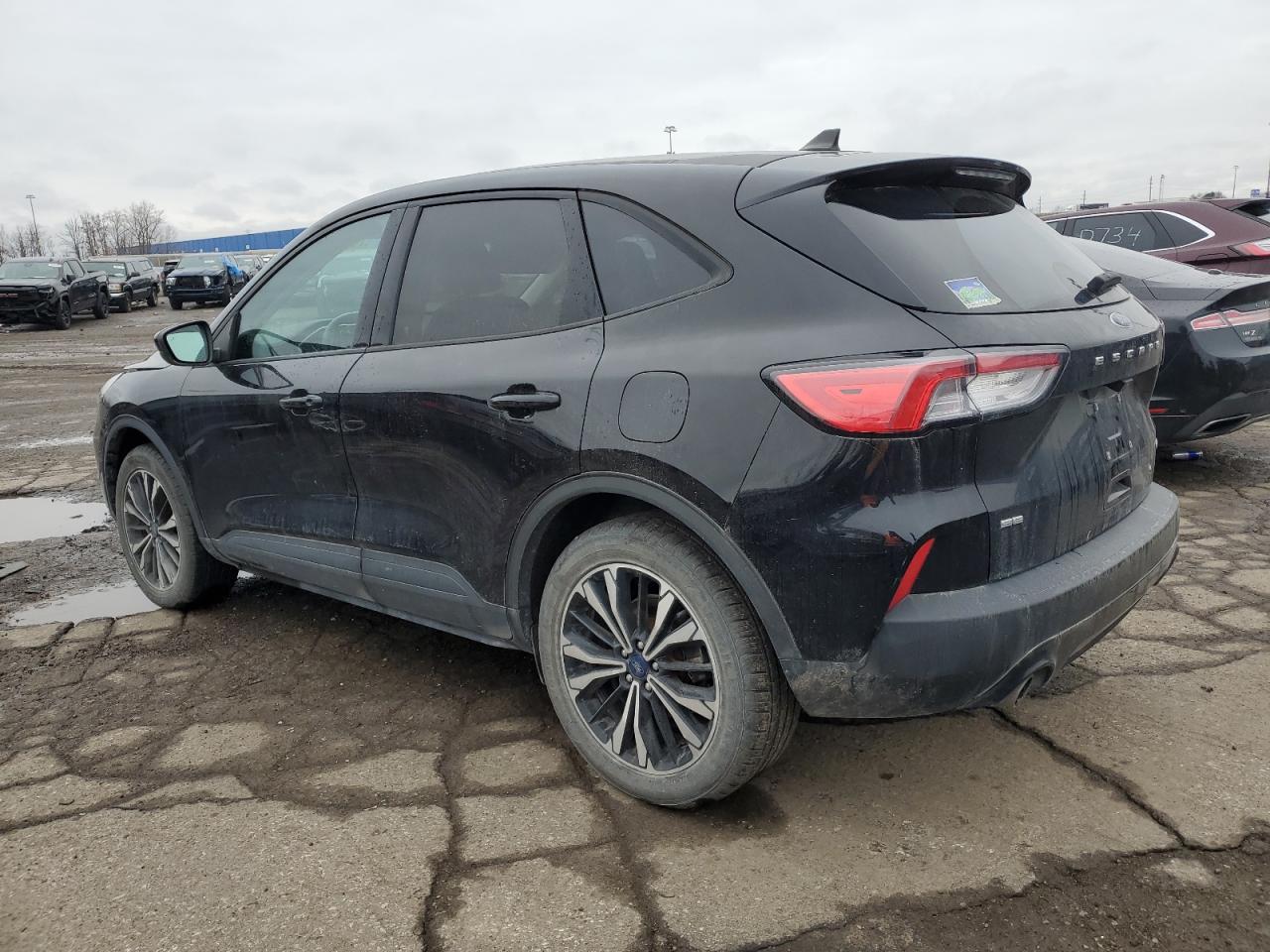 2022 Ford Escape - Image 2