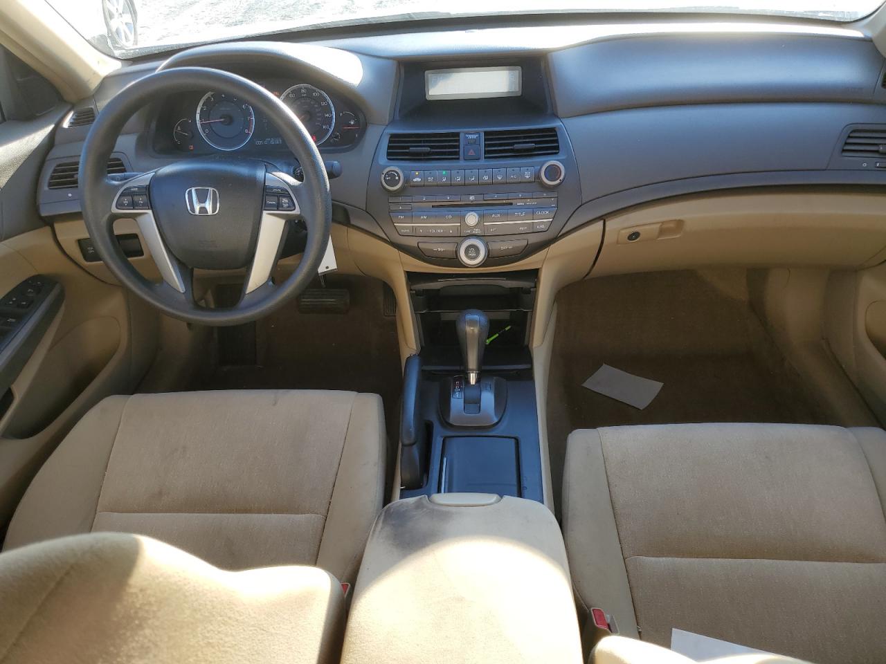 2009 Honda Accord - Image 8