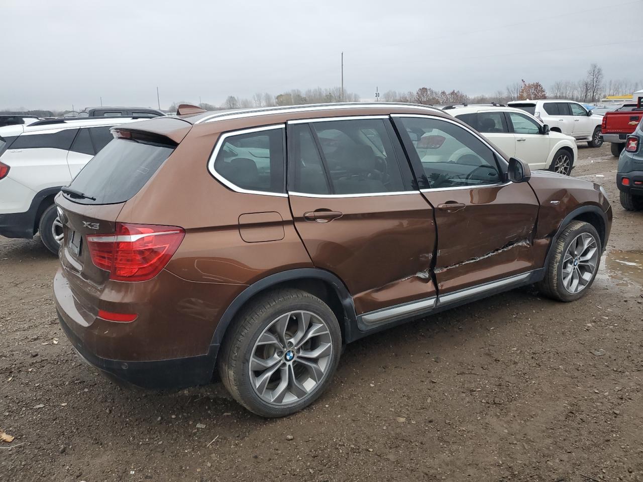 VIN 5UXWX9C35H0W67351 2017 BMW X3 no.3