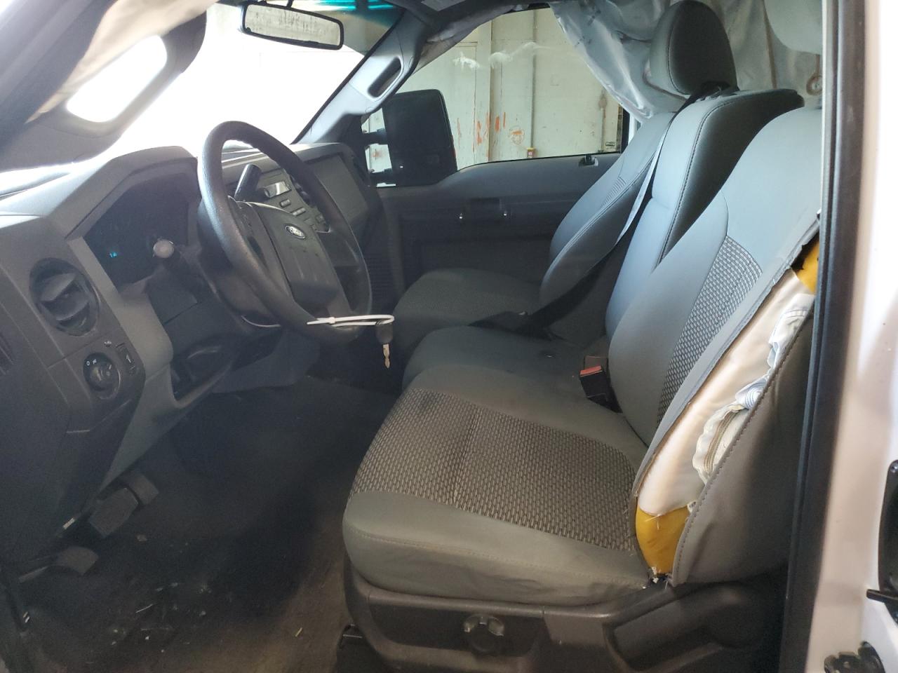 2012 Ford F250 - Image 7