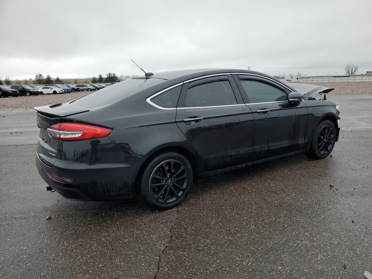 2019 Ford Fusion - Image 3