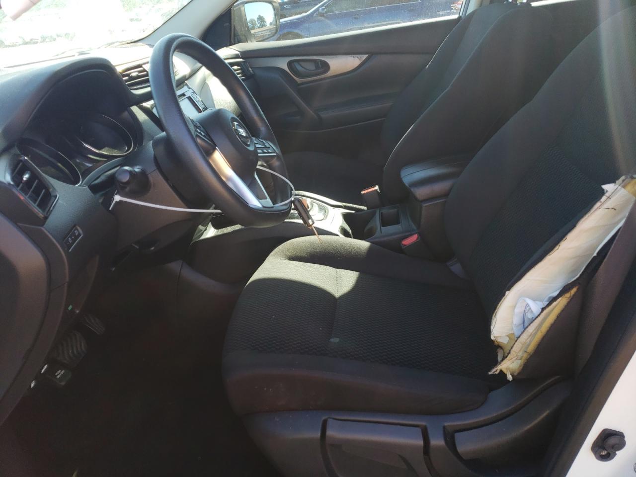 2019 Nissan Rogue - Image 7