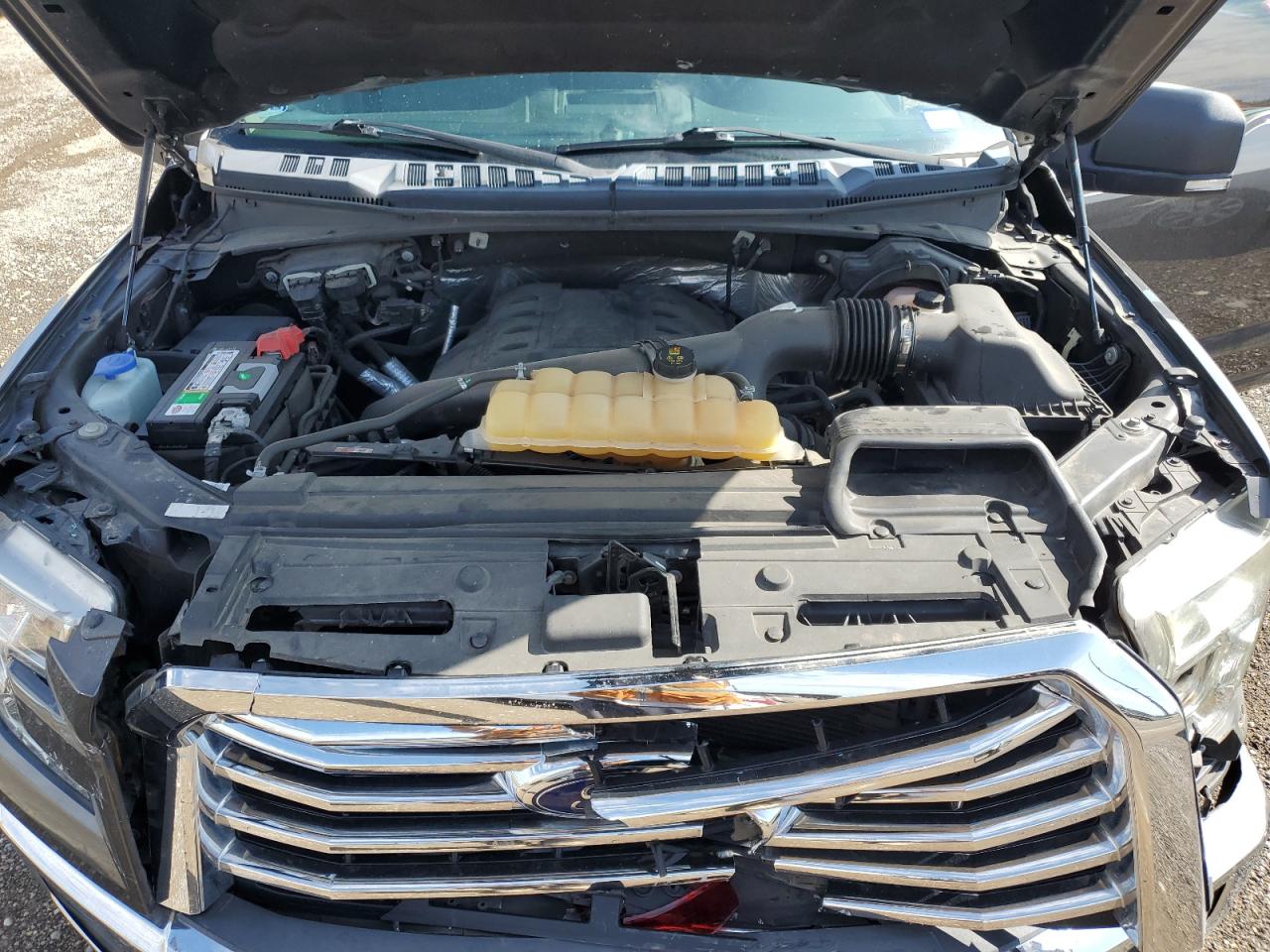 2016 Ford F-150 - Image 11