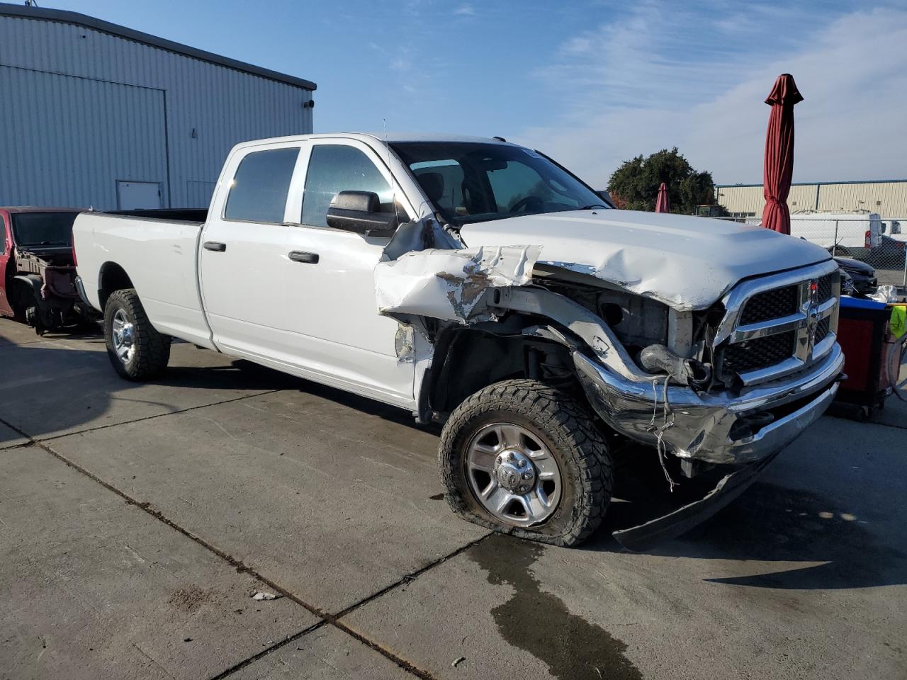 VIN 3C6UR5HL5EG156595 2014 RAM All Models no.4