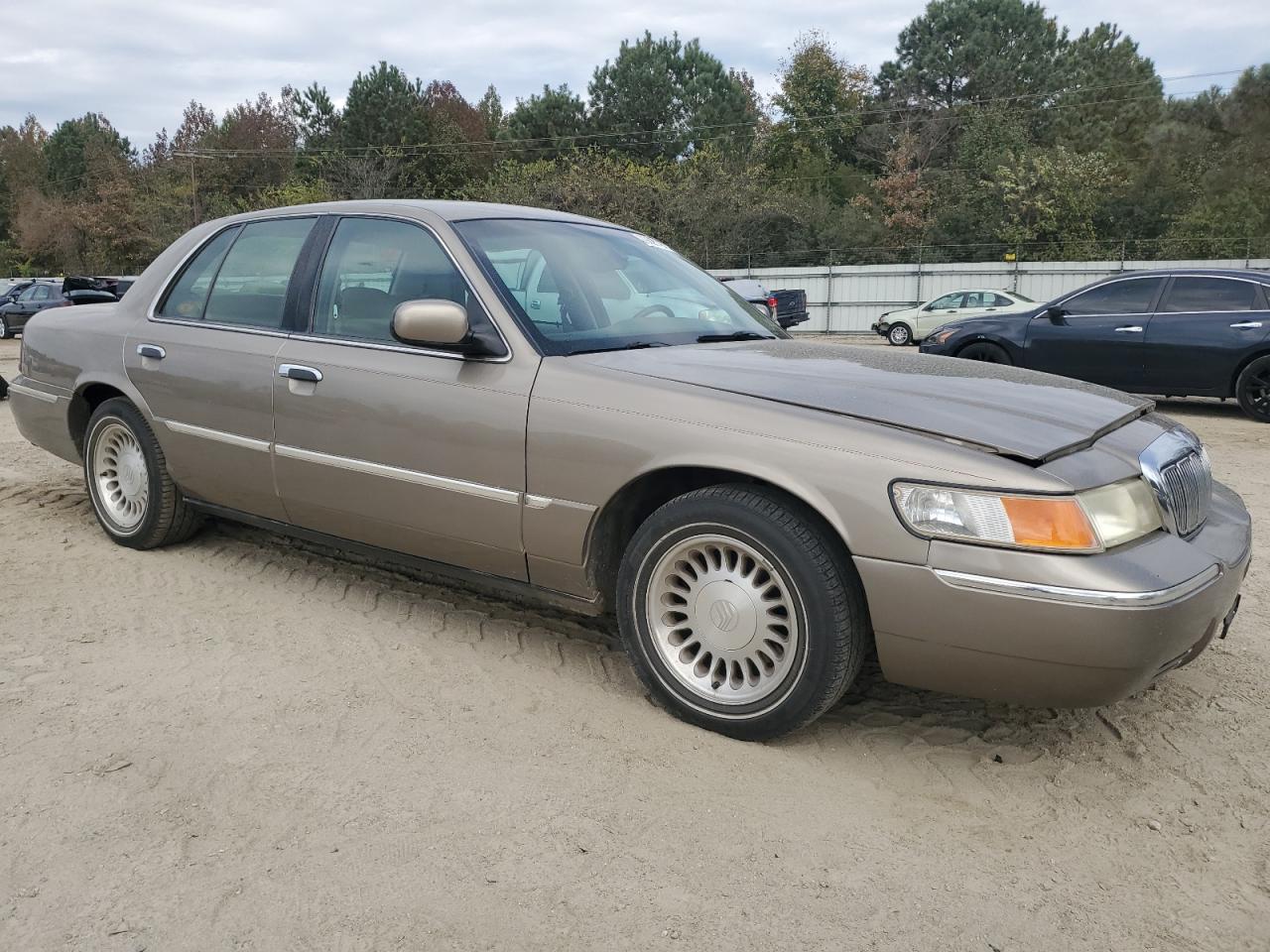 2001 Mercury Grand Marquis - Image 4