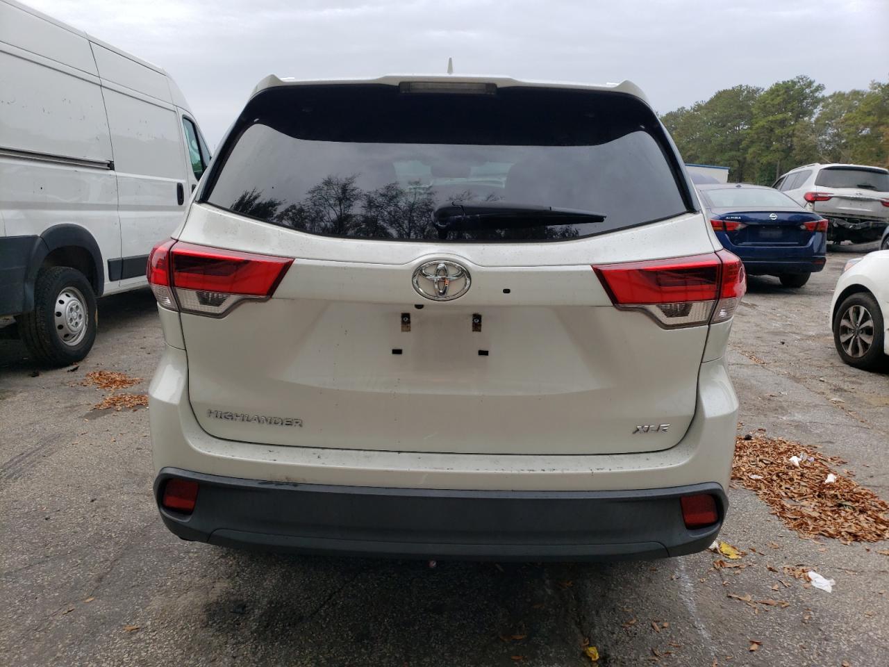 2018 Toyota Highlander Se VIN: 5TDKZRFH8JS542364 Lot: 78874914