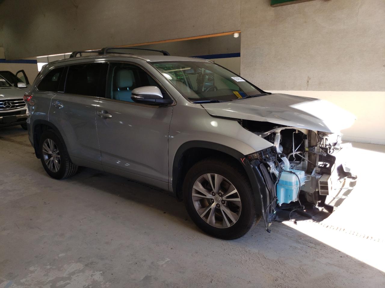 VIN 5TDJKRFH7ES040855 2014 TOYOTA HIGHLANDER no.4