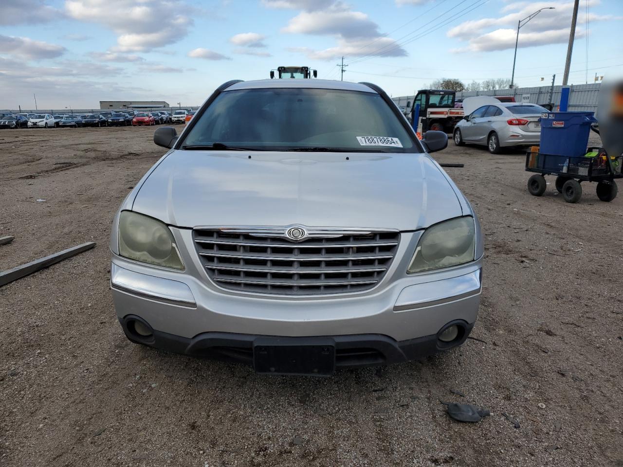 2005 Chrysler Pacifica - Image 5