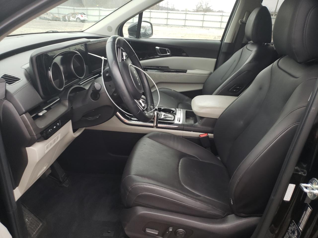 2022 Kia Carnival - Image 7