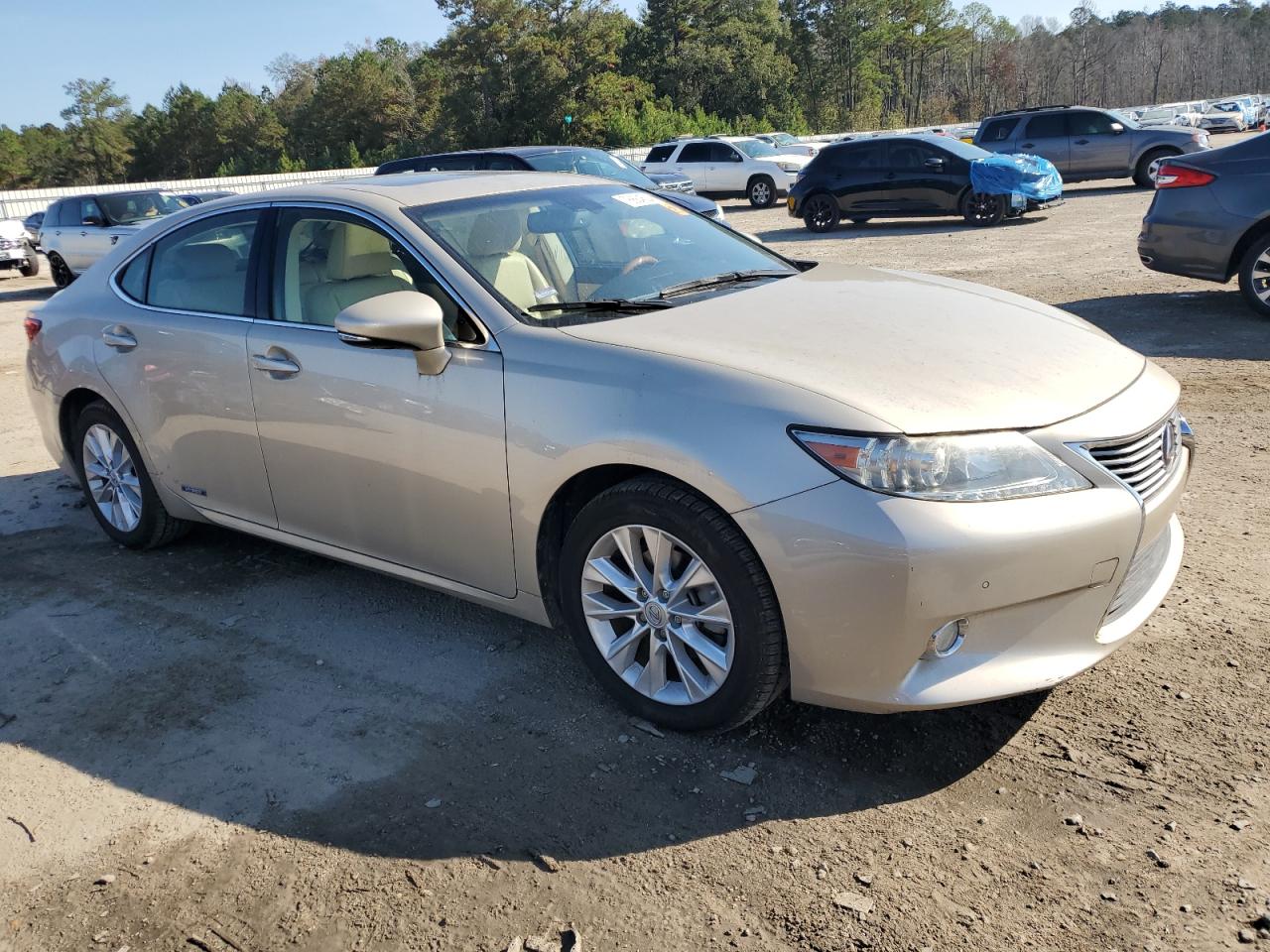 2013 Lexus ES - Image 4